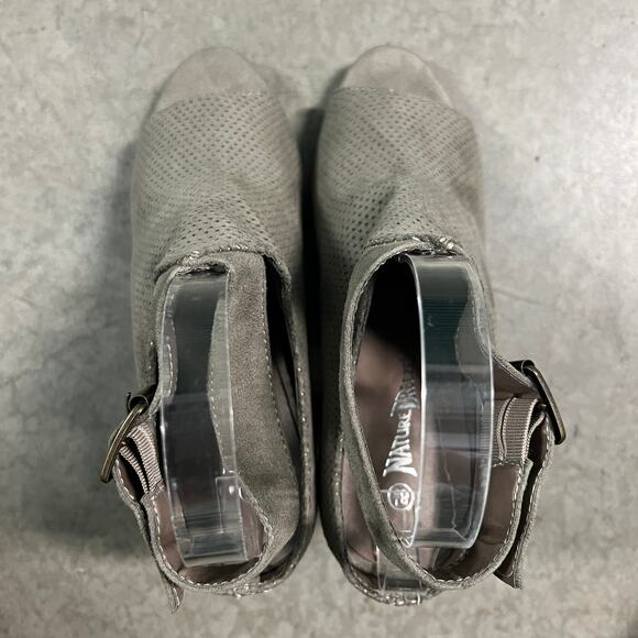 Nature Breeze (8.5) Gray Perforated Faux Suede Peep Toe Chunky Heel Booties - Picture 6 of 10